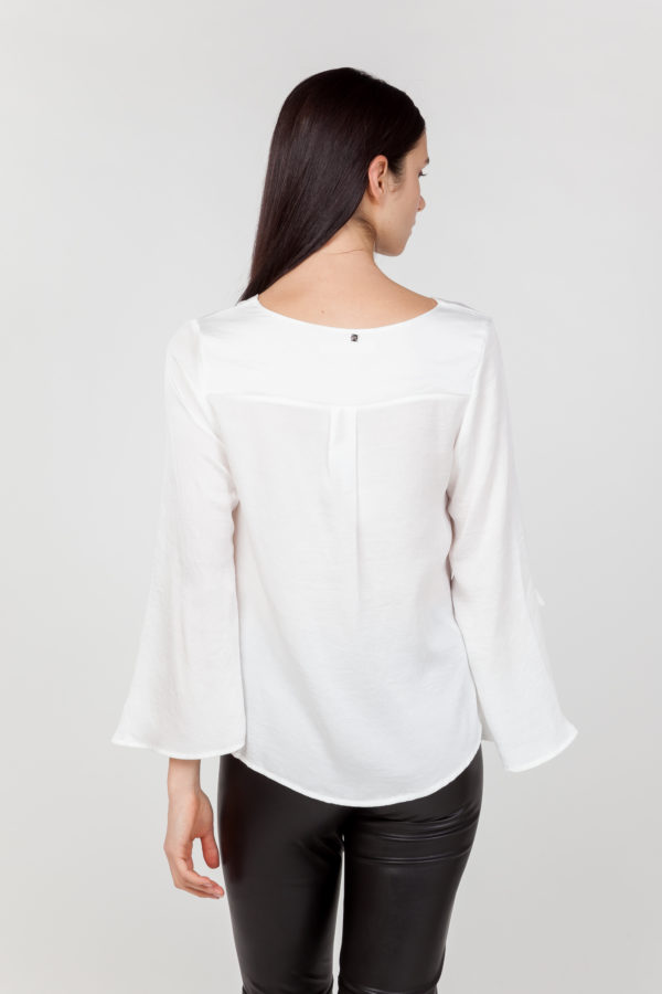 blusa mangas anchas blanca espalda